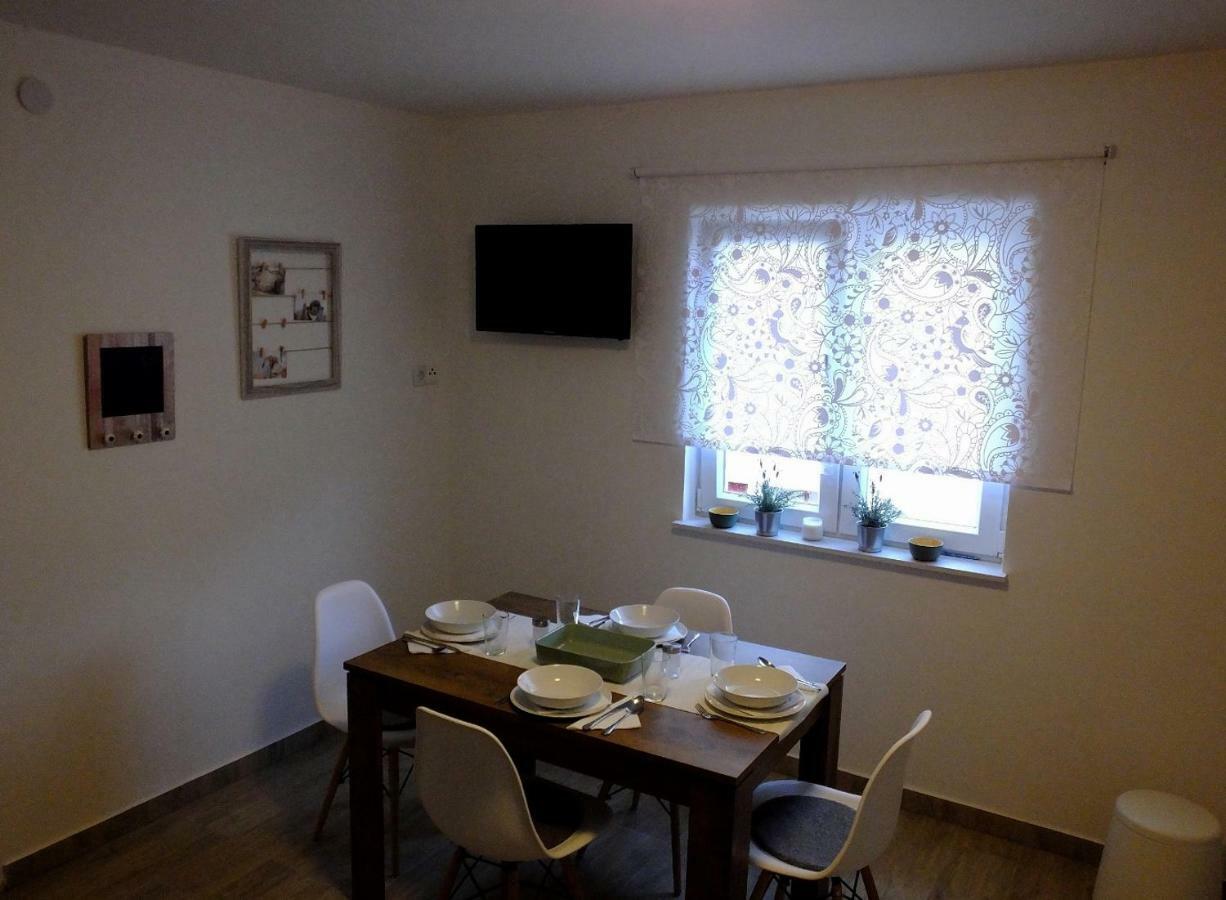 Apartmani Berno Starigrad Paklenica Exteriér fotografie