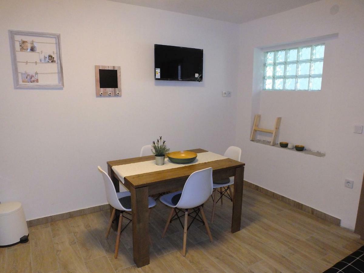 Apartmani Berno Starigrad Paklenica Exteriér fotografie