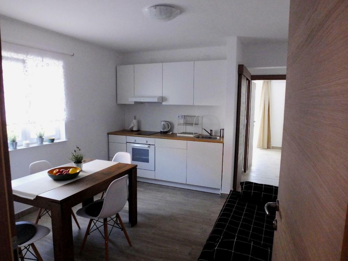 Apartmani Berno Starigrad Paklenica Exteriér fotografie